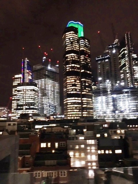 hudsonwalkerint's tweet photo. Breathtakingly urban views fliting with 18th Century buildings:  An amazing architectural journey which can be discovered from the 8th Floor Terrace of @TCHLondon #BankLocation innaugurated tonight #OneAngelCourt https://t.co/sWcybke7D3