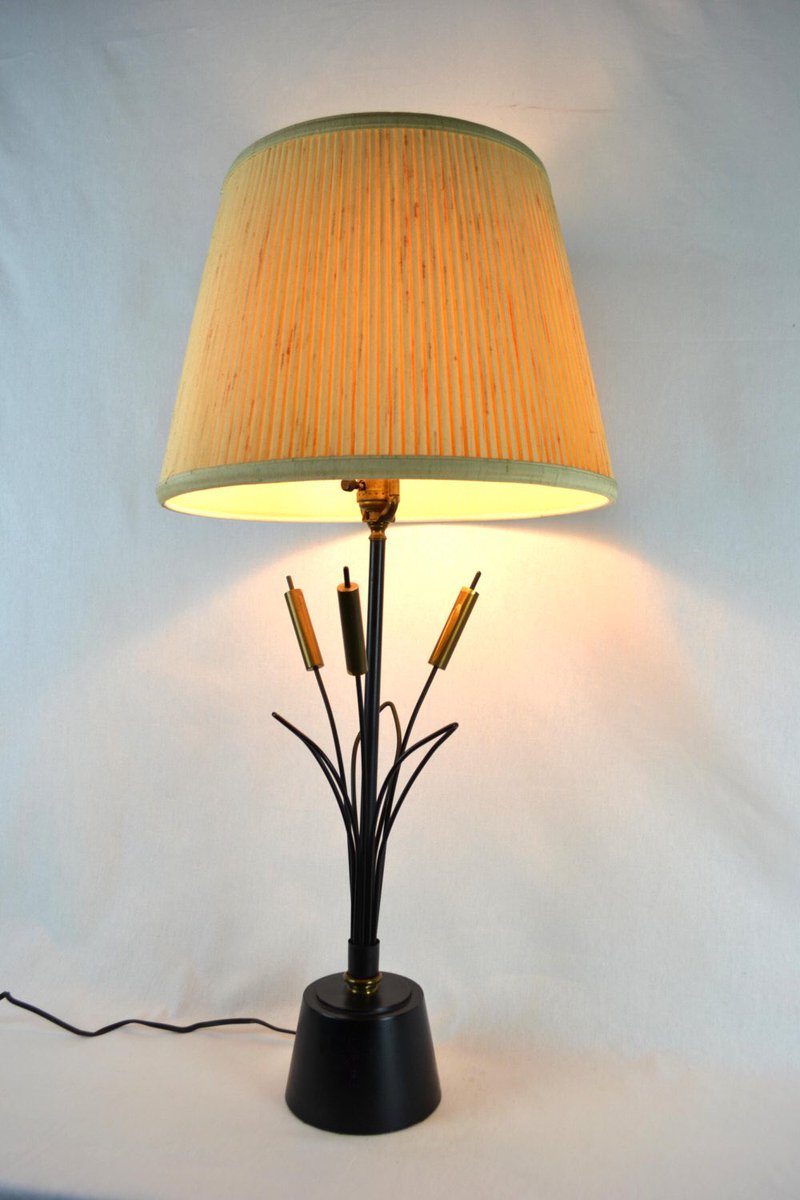 OffCenter20c's tweet photo. Cattail Table Lamp Mid-Century Modern Wrought Iron Wire #lighting #midcenturymodern #wroughtiron #vintage https://t.co/ZDnOqCReBf https://t.co/FKCLZqMiwY
