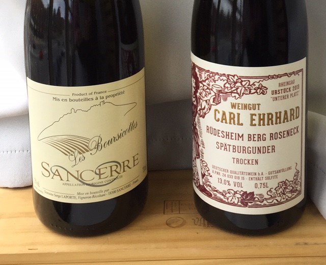 ScopertaImports's tweet photo. Two great wines, two great scores. #HappyThanksgiving #WineOfTheWeekend #PerfectWithTurkey
Sancerre: 91 pts WS
Pinot Noir: 90 pts WE https://t.co/zpUHdOLiOQ