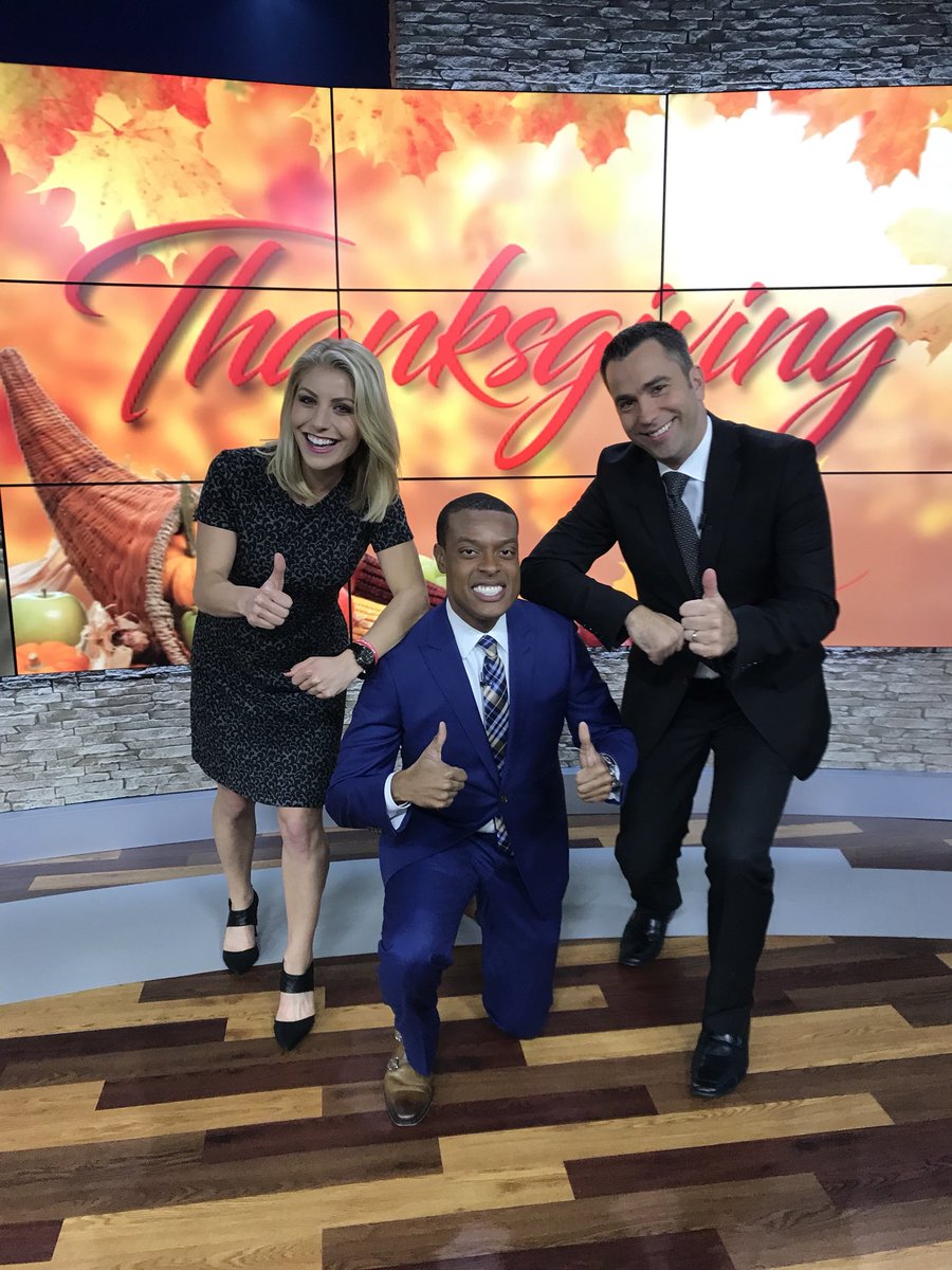 sambleiweistv's tweet photo. We had this vision for an @awkwardfamily photo and I mean, I don’t wanna brag (but) ... we are pretty awkward. THUMBS UP FOR 🦃 DAY @wis10 @DominicBrownTV @GregWISTV https://t.co/yuiLkWe44z