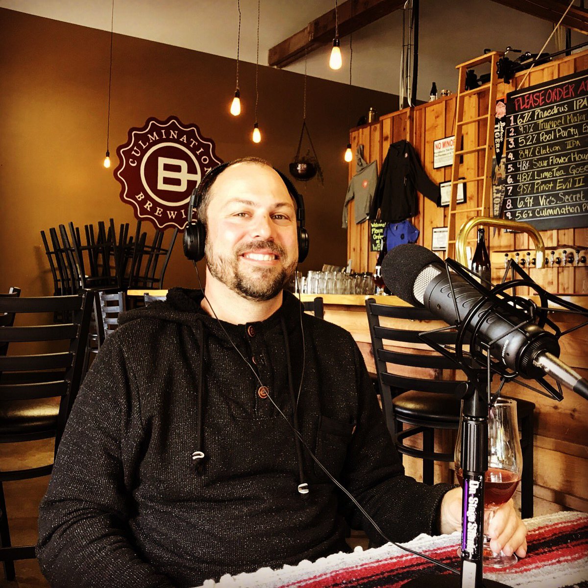 PDXCulinaryRad's tweet photo. Ep 50 @PDXBeerPodcast  — Gabriel Gordon @The_Blendery and @BeachwoodBBQ_LB —  https://t.co/EK4Uw93JRG   The Portland Beer Podcast is hosted by @stevenshomler #Portland #Beer #Podcast #PortlandBeerPodcast #CraftBeer #PortlandBeer  #StevenShomler #CraftBeerStoryteller https://t.co/kc4Mc5JSVL