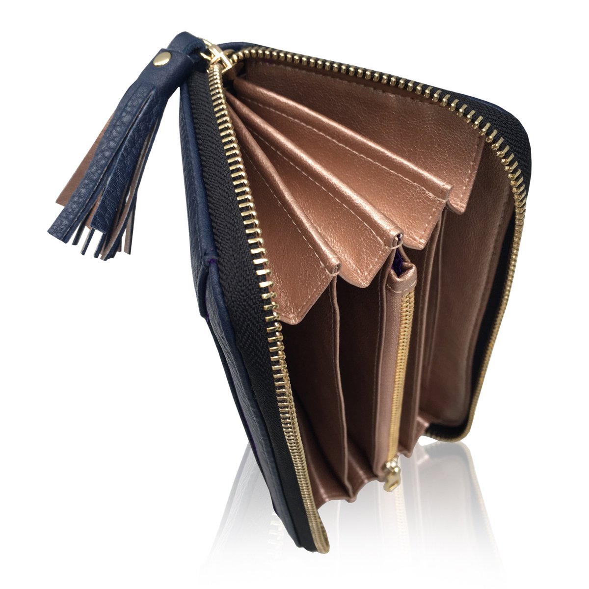 DestiSaint's tweet photo. These gorgeous #leather #wallets in Midnight, Amber and Teal with their contrasting interiors are part of our new Finlay Collection. 
Available from our website, on line with @reebonz @SocietyBoutique @TemplesMarkets or selected retailers.
#travel #accessories #travelwallets https://t.co/5Vfp65zwWN