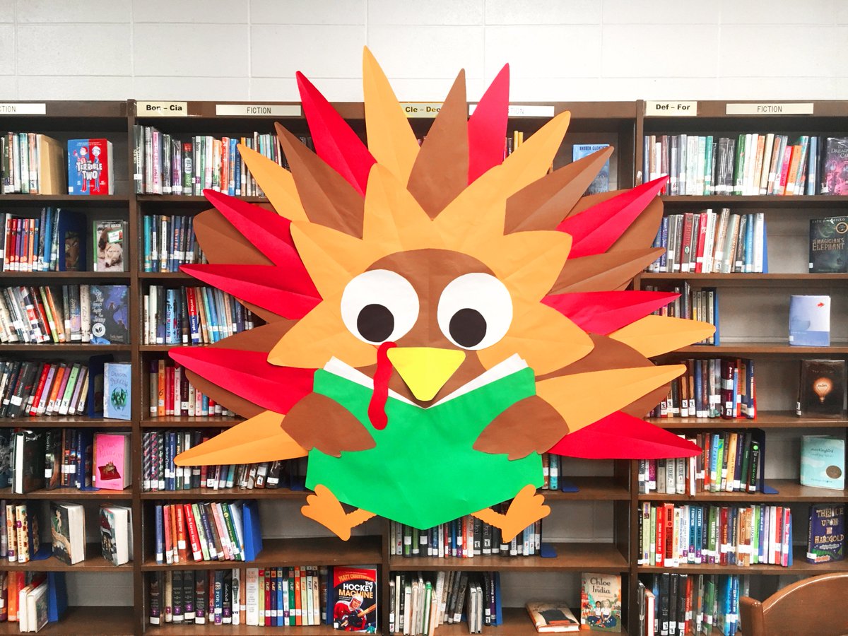 MsAustin_'s tweet image. Gobble up some good books this Thanksgiving break! #myfirstTweet #TweetTweet @FieldstoneMS