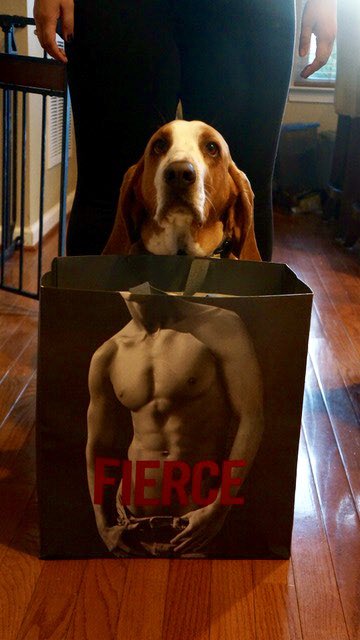 PolokeH's tweet photo. I’ve been working out. 💪🏋️‍♀️ https://t.co/3Qgo7RaXpC