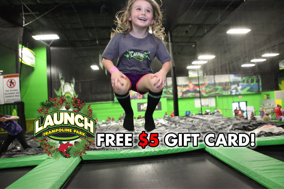 LaunchRI's tweet photo. Happy Holidays from our pal Joey! Shop online now and get a free $5 gift card with the purchase of a $25 gift card. Offer lasts now until December 24, 2017 and is only valid at the Warwick location. #launchri
#relaunch https://t.co/k8iu56HFMt