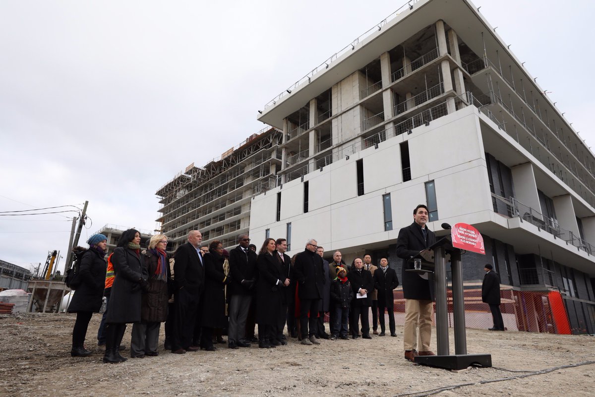 dalprotech's tweet image. "Today, we announced real help for Canadians to reduce homelessness and help more families find a safe &amp;amp; affordable place to live &amp;amp; raise their family. Get the details on Canada’s first-ever National Housing Strategy" @JustinTrud    ow.ly/aLR130gLxWt