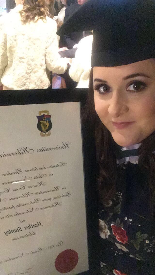 heatherstanle11's tweet photo. What a day. #graduation https://t.co/ueEQLAQ6PF