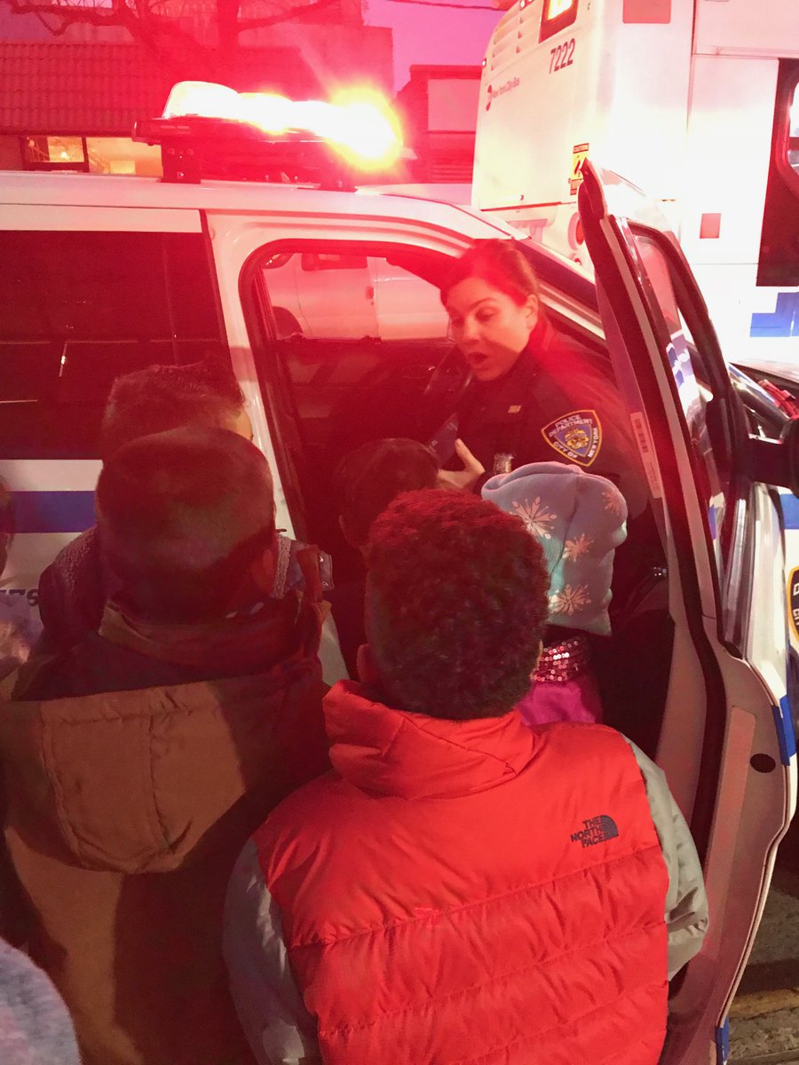 Ridgewood_YMCA's tweet photo. Officer Charles Sadler, our honoree for this year's Taste of Ridgewood event, visited our afterschool program at Learners and Leaders yesterday with some of his friends from the @NYPD104Pct to speak to our students! #ps305 #ridgewoodqueens #ridgewood #queens #nypd https://t.co/A7tjbFPU7f