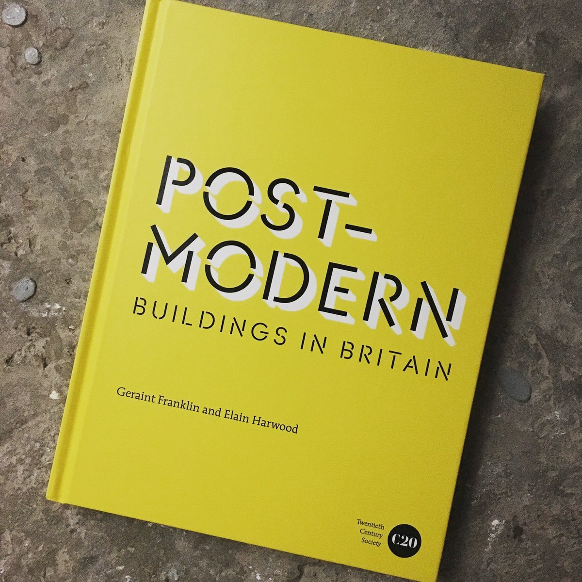 BatsfordBooks's tweet image. Great launch party at @OnePoultry this eve for #PostmodernBuildingsinBritian by @GeraintFranklin &amp;amp; @Elain540! #architecture