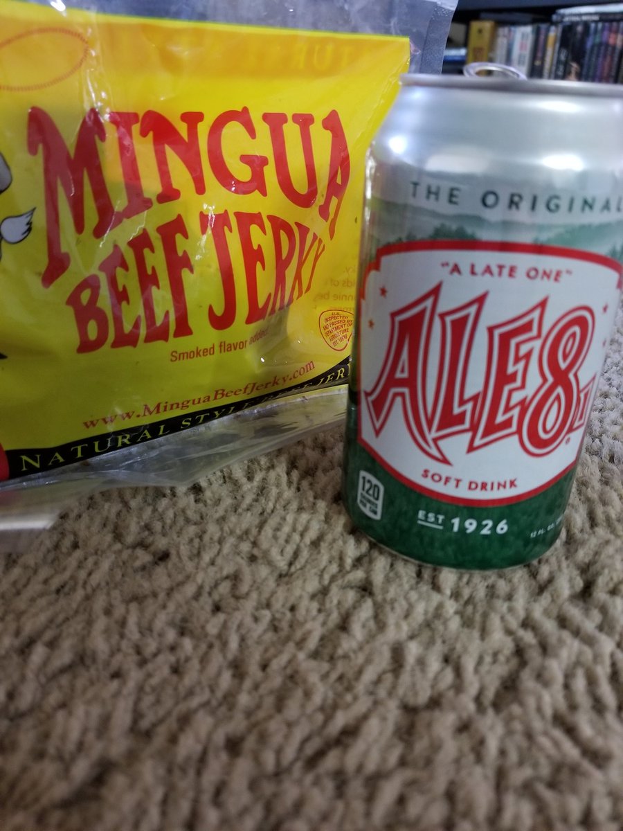 ArianaLea7's tweet photo. This is what Lexington KY tastes like... Minus Spauldings and hot browns. @Ale8One @minguabeefjerky  #HomeSweetHome https://t.co/BwDHFrjNv1