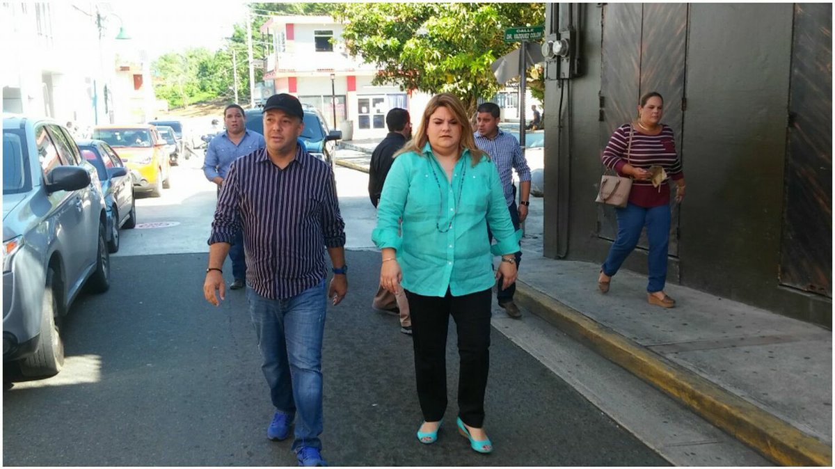alcaldeflorida's tweet image. Hoy junto a @Jenniffer2012 visitando varios sectores de nuestro pueblo, escuchando las comunidades!