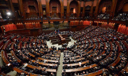 On_Bianconi's tweet photo. Come nascono i dittatori https://t.co/yIlprwztmX https://t.co/0msSO5qOaq