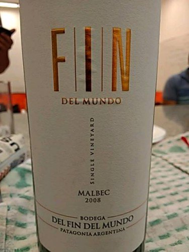 AlexeiLezcano's tweet photo. Afrutado, redondo. Wine en @BodFinDelMundo a través de @Vivino: https://t.co/olTpiUj7Es https://t.co/kgZCiOtysN
