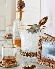 SHOPINTEREX's tweet image. JAY STRONGWATER Swarovski Crystal Coaster Sets of 4 $325 FREE SHIPPING OR PICK UP

interexhome.com/jay-strongwate…

#thanksgiving #liquor #dining #food #christmas #swarovski #crystal #drinks #homedecor #interiors #home #cocktails