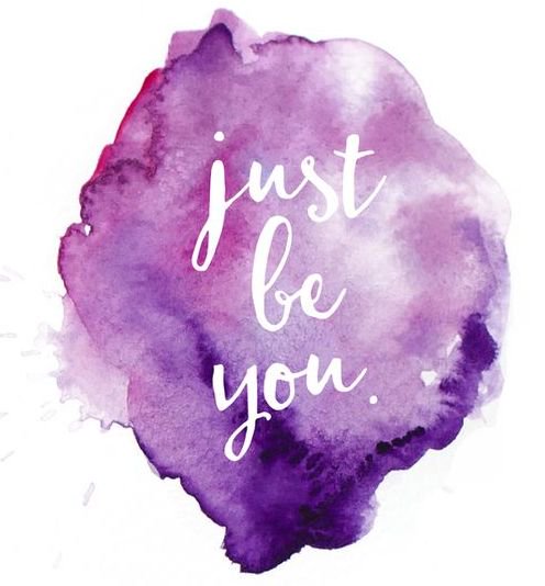 To be the best hostess this holiday season, prep beforehand and just be YOU. Read my top tips and get organized! bit.ly/2znmwdu