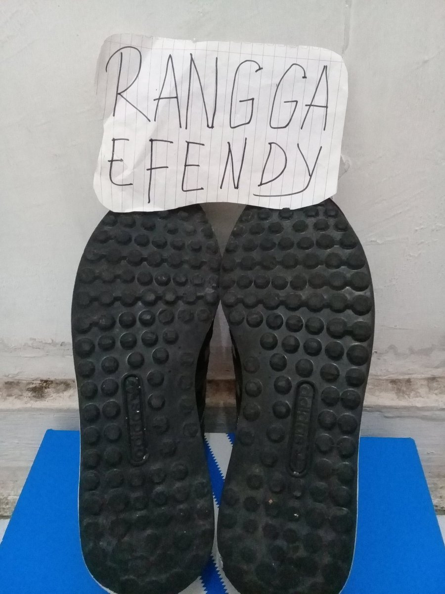 ranggaef_'s tweet photo. L.A. Trainer
Size 40
Used 95%
500k nett
Wa. 085280696633
@Green_Nord27 @emosijiwakucom @bonekcasuals
#ModalAway #modalsemifinal https://t.co/vWVtQVb42v