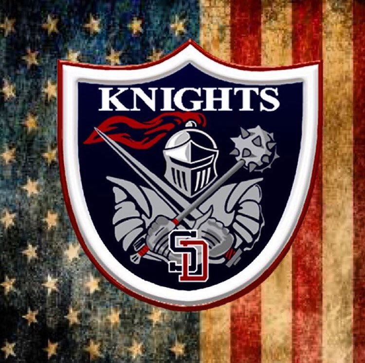fca_sdhs's tweet photo. LOVE this picture! Proud to be a Knight! #knightpride https://t.co/Ccvcm2Bhwt