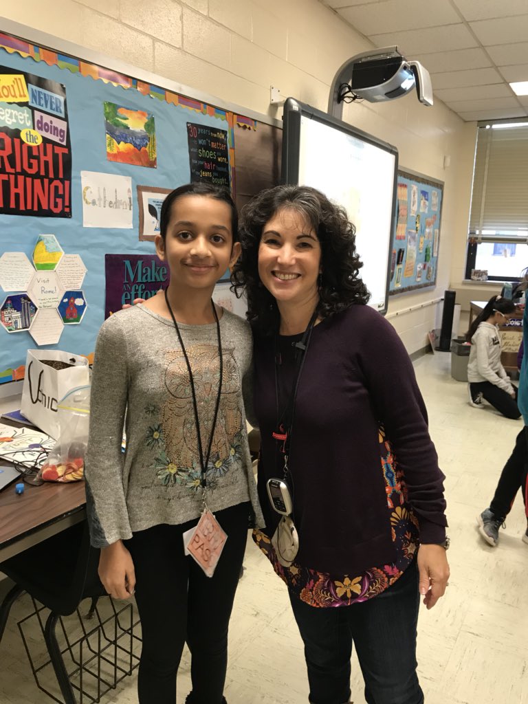 lisacatalanello's tweet photo. It’s Shadow Day @WWMSEdison! #wwmsrocks https://t.co/AMyIFksRX9