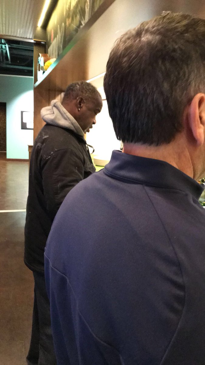 Be_Like_Mike44's tweet photo. Y’all my dad is amazing. This homeless man asked for money for food and my dad said to come inside with us and he would get him food. Emmanuel was so grateful. My dad is my hero https://t.co/ZKqslt3lZc