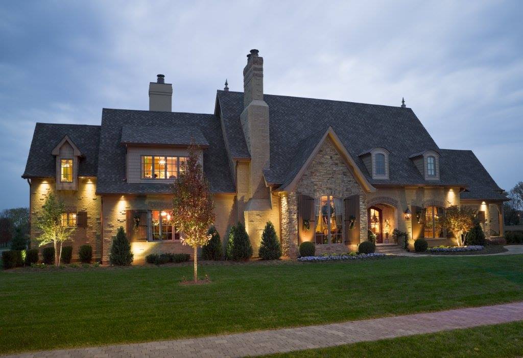 It's the holidays! Give yourself the gift of a custom home in 2018!  There are not many homes on the market &amp; people are turning to creating their own custom home.  We have an entire team to get you financed easily &amp; make your dream come true! Free consultation. (816) 289-9955.
