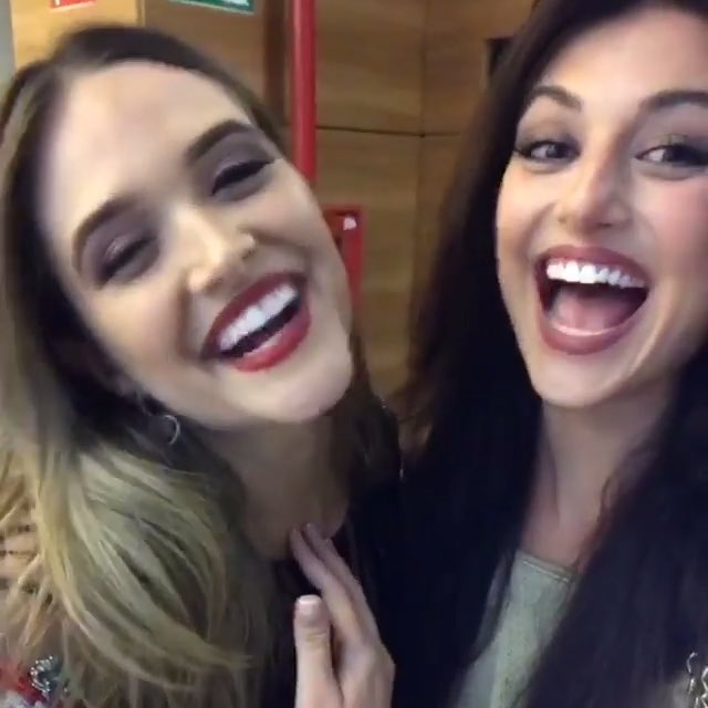 kasmille's tweet photo. eu amo 3 mulheres https://t.co/IkhKNbCnu7