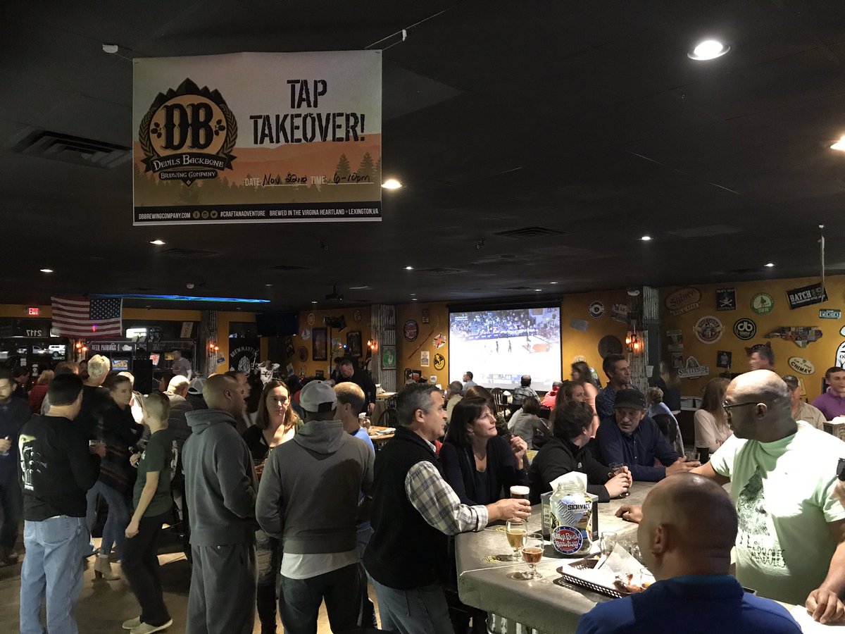 DBbeer_Jenny's tweet photo. 'Twas the night before Thanksgiving at @brewmasters_nc with @dbbrewingco! 15 @dbbrewingco beers on tap - come see me! https://t.co/bFxBdkg8m3