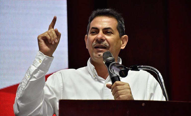 Educación y protección social promete Marlon Lara a sampedranos latribuna.hn/2017/11/21/edu…