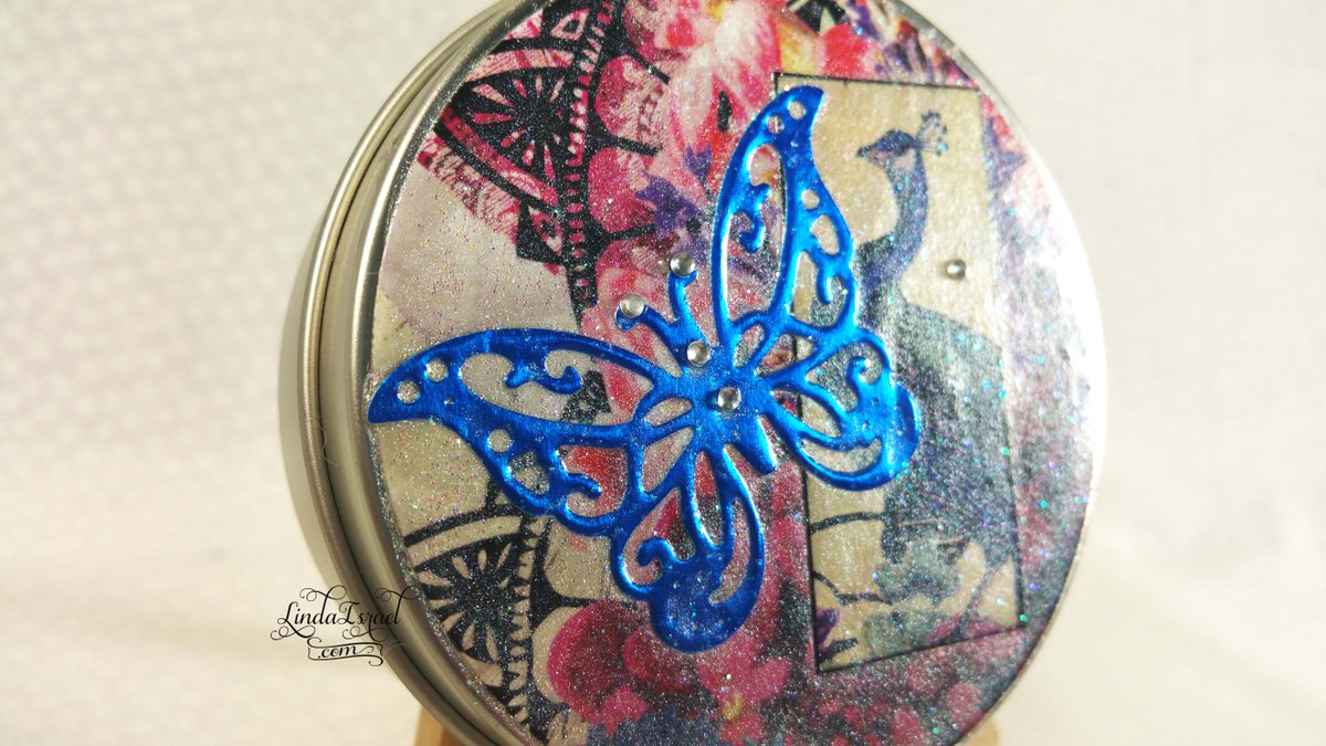 LindaIsrael's tweet photo. How to alter a metal tin. #calicocollage images #rineafoil #Beautiful #gift #crafty #handmade #tatteredangels https://t.co/mCmNHMD9Zu https://t.co/zZ0iKwSVsx