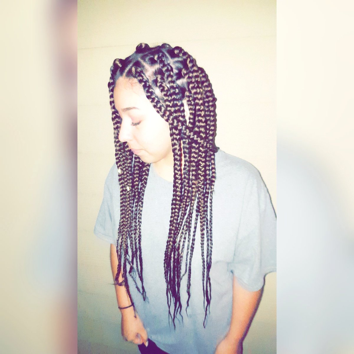 Embellishedbrds's tweet photo. #embellishedbraids #dallasboxbraidsgirls #dallasboxbraids #dallasbeauty #braids  #naturalstyle #protectivedstyles #behindthechair #boxbraidsdallas  #dallasbraiders #planotxhairstylist #planobraider #dentontxbraider #dentonbraids https://t.co/7xLSPG1kqe