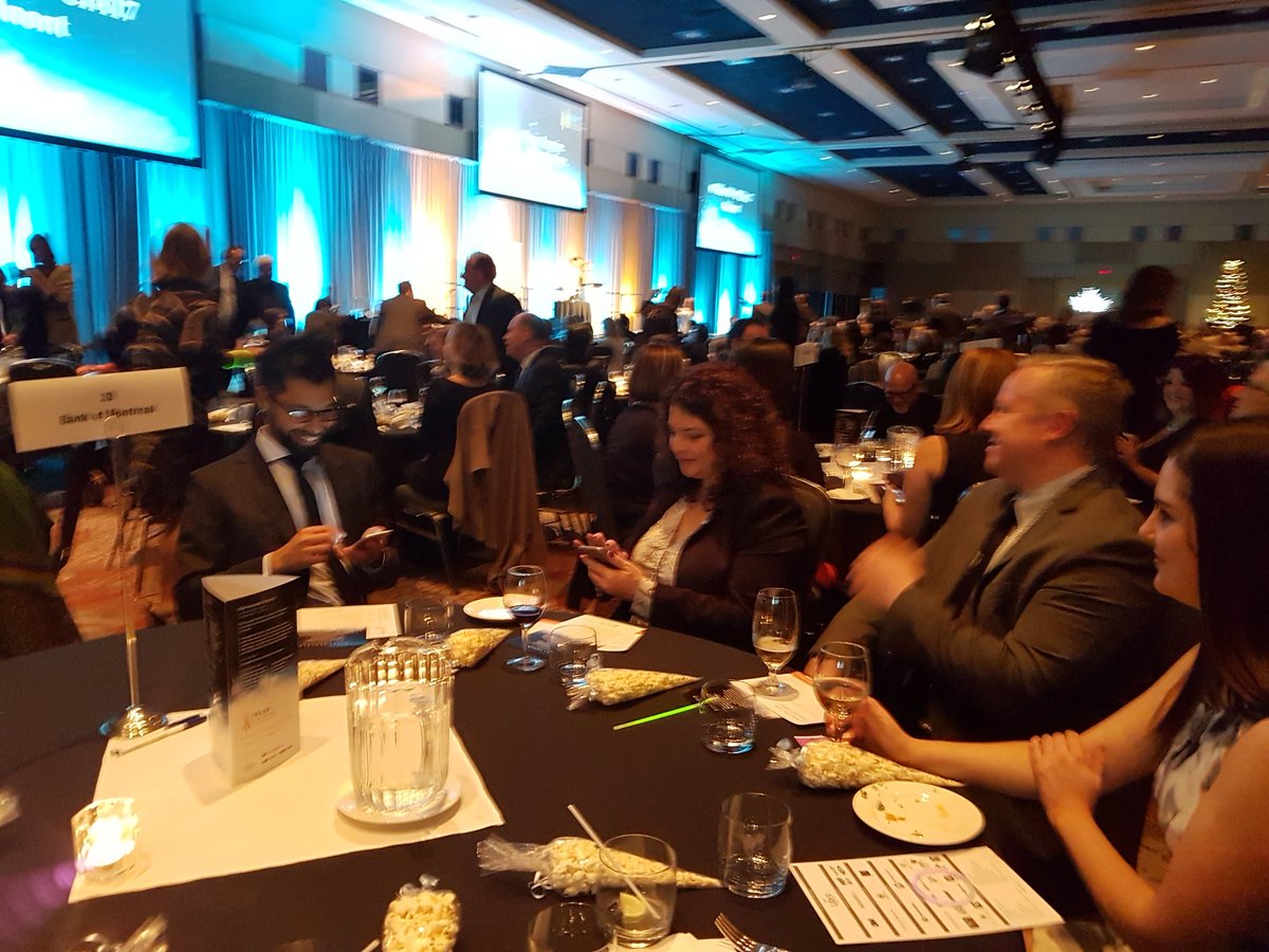 michelepeer's tweet photo. Table 29@pillarNn#Pvia17 https://t.co/98ZzH4X62C