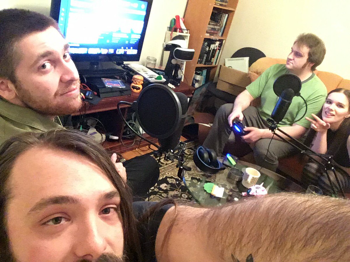 DadZone69's tweet photo. Welcome to a better sounding episode The Dad Zone with special guest @Pelus0sa #vapenation #bugwatch #dadzone https://t.co/up2oreO0k1