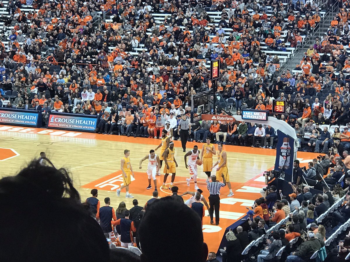 CaptainSwan_3's tweet photo. For a few hours I was able to forget the sadness and watch my favorite team @Cuse play and win. Thank you to my wonderful friend Stefanie. ❤️ https://t.co/S4yKS2LVnM