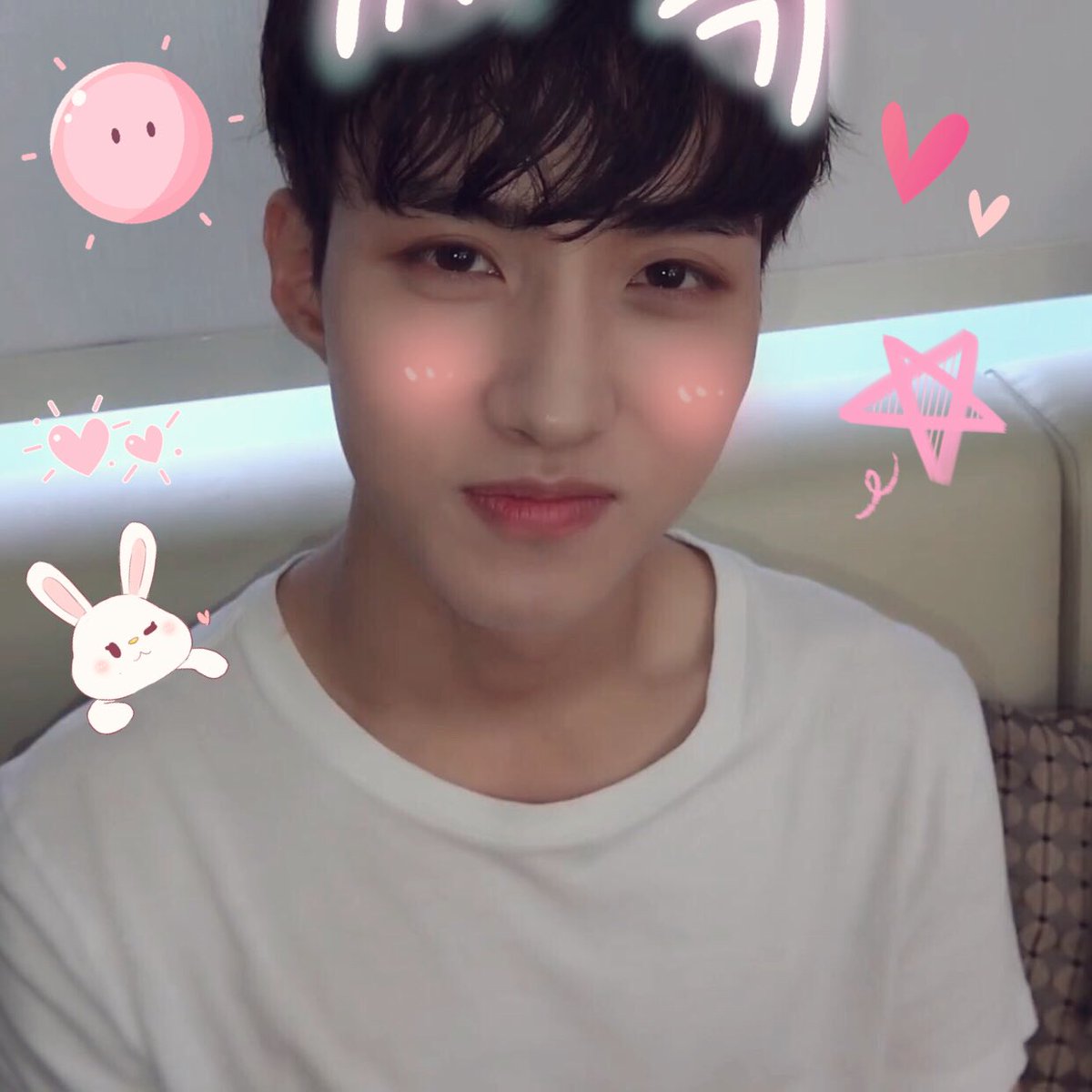 yeosoftie's tweet photo. #여원 *·˚ ༘♡ YEO ONE ˗ˏˋ  #여창구 ˎˊ˗ https://t.co/9zvJfdaS1h