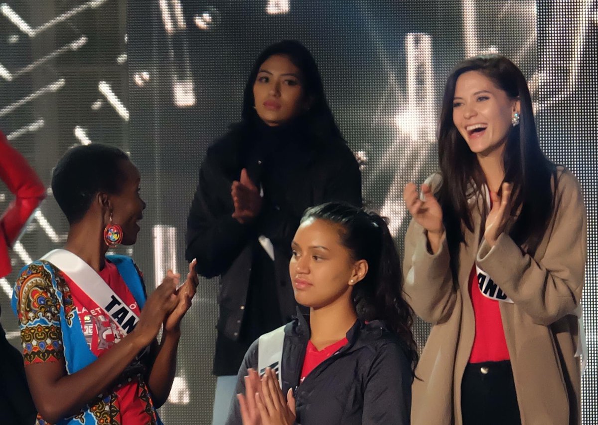 BuaChet28's tweet image. วันนี้ ซ้อมๆ #MissUniverse #Thailand