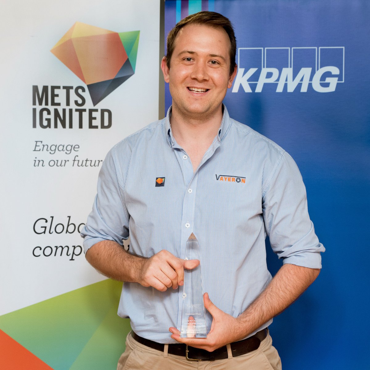 METSIgnited's tweet photo. Congratulations #IgnitingMETS graduate #Vayeron CEO Ryan Norris from #Mackay on the Customer Pitch Award. @METSIgnited & @kpmgaustralia are incredibly proud of your #METS #innovation achievements
https://t.co/l4jV96icb4 https://t.co/nINSBBVrNz