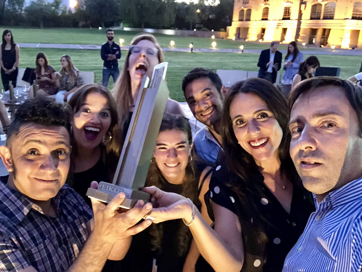gustavocasano's tweet photo. Nos ganamos un buen momento. #Argency #eikoncuyo2017 https://t.co/Qp57RTj2uw