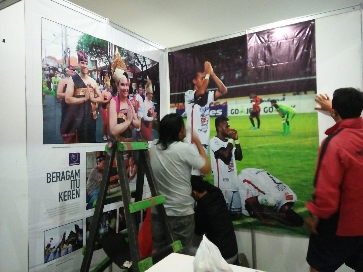 BaleBengong's tweet photo. Festival Media Aliansi Jurnalis Independen (AJI) Indonesia dihelat di Solo. Mari nikmati semangat independensi dan keberagaman nusantara.
@AJIIndonesia
AJI Solo
#festivalmedia #fesmed #fesmedaji2017 https://t.co/x0xLzIrPGl