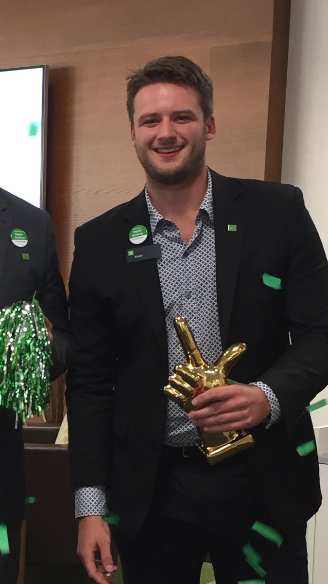 kimmybologna_TD's tweet photo. Team #BestOnBank gathered today to celebrate this guys promotion!💚Congrats Kevin!🎉 Take good care of our boy @caleb_chambsTD & @FaragYoussef1 Great job @billalg_TD in #BuildingForThe Future
@PietroTD https://t.co/yT44qPZotU