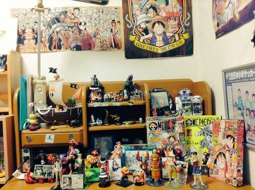 Shui シュイ 自分の部屋のone Pieceグッズの一部 ワンピースフィギュアを投稿しよう ワンピースクラスタさんと繋がりたい ワンピース好きな人rt T Co Xowwgybw3e Twitter