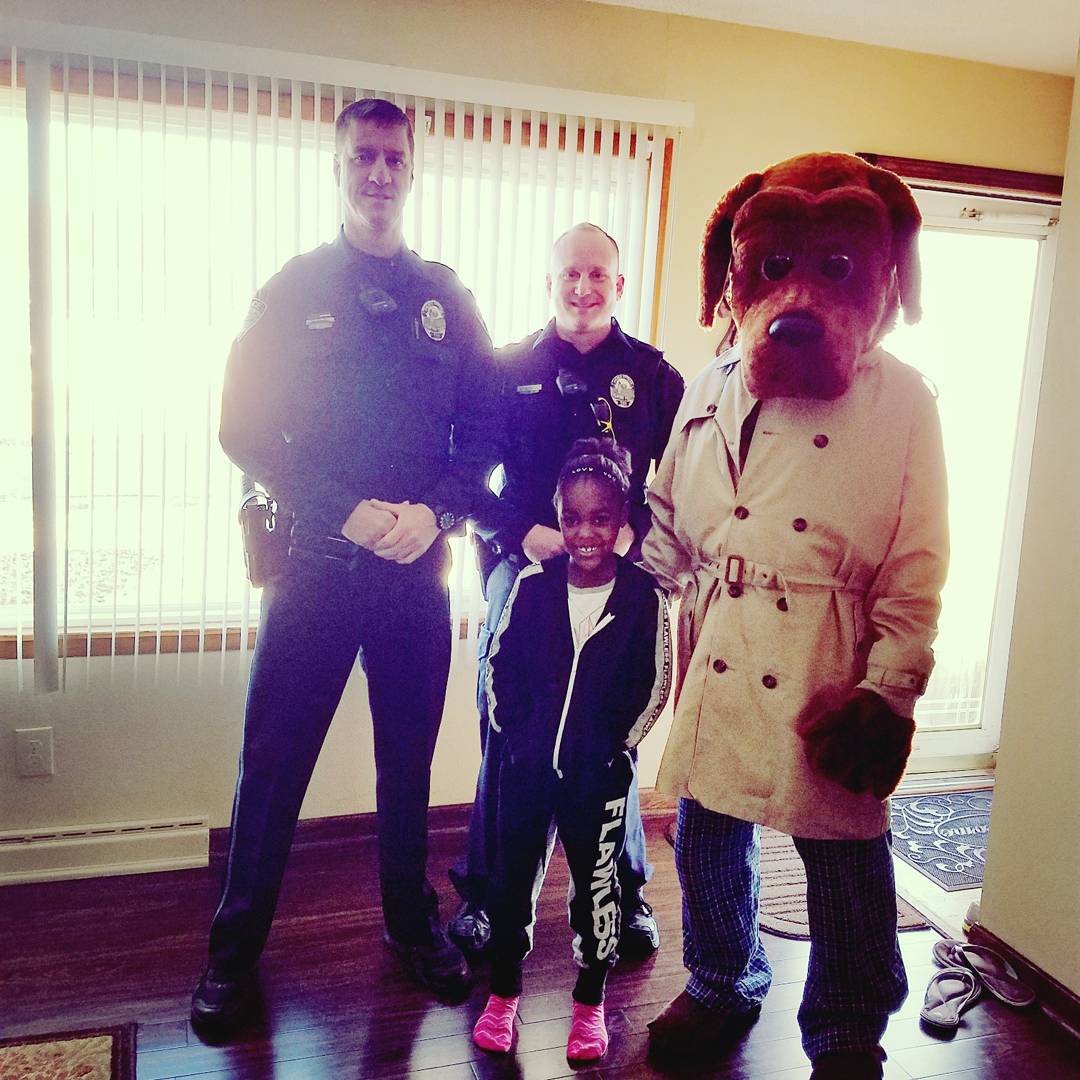 shane_haskell's tweet photo. Some of the Shop With Cops notifications today. Looking forward to shopping with you guys!!! #ShopWCops #together #engagingthecommunity https://t.co/VzXX1gCc4g