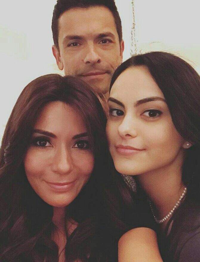 El amor en nuestra familia fluye fuerte y profundo dejándonos recuerdos para atesorar y mantener