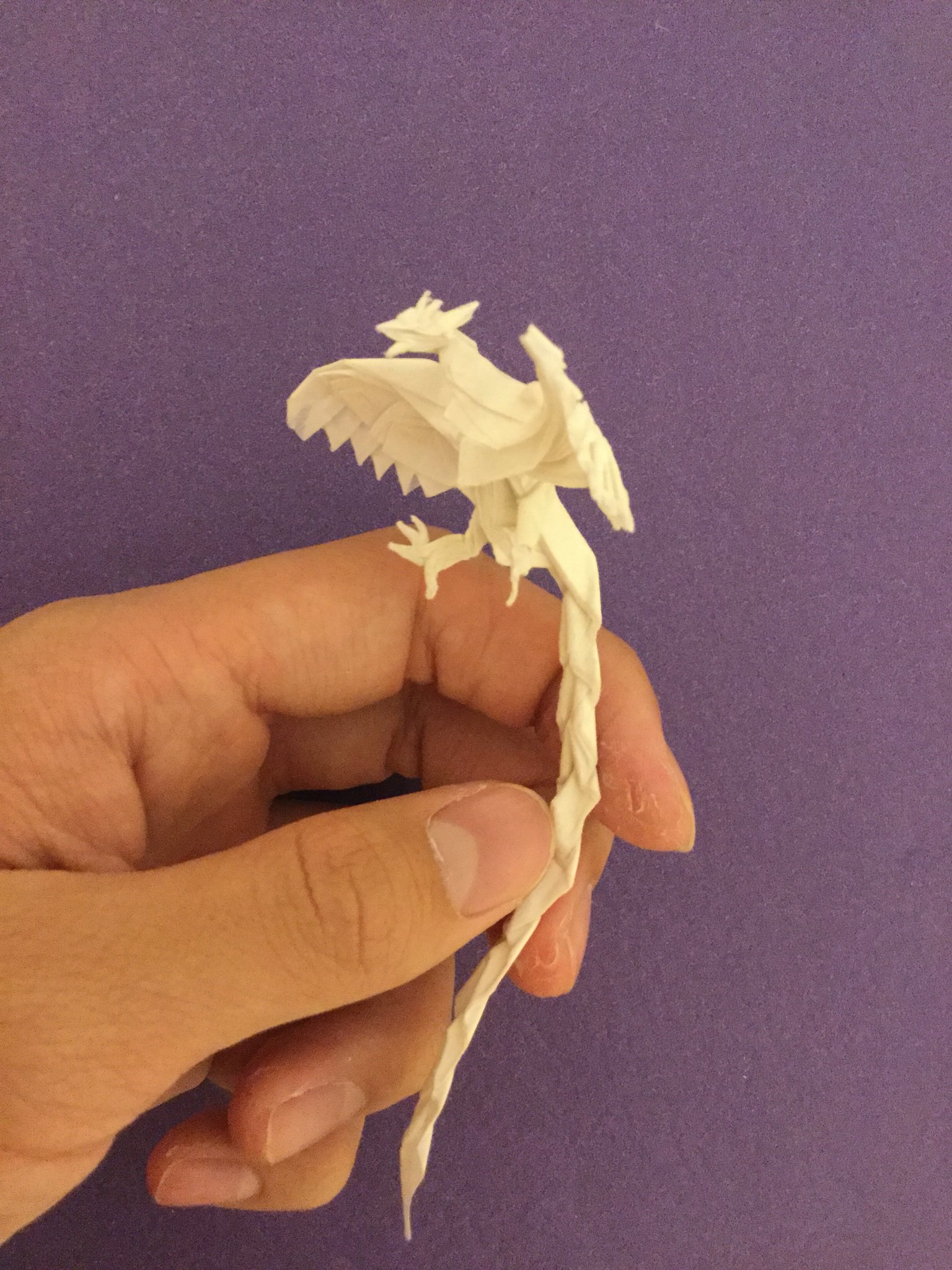 拓海 折り紙 15cmでフェニックス作りました 頭部分がかなり細かかったです ちなみにピンセットは使ってません
