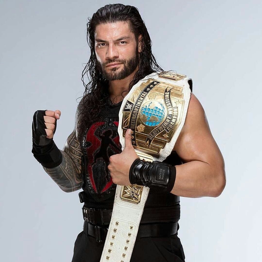 EstellaRomanFan's tweet photo. Omg you made me speechless @WWERomanReigns you are looking so awesome and #ICTitle looking so beautiful on your shoulder man you are my Hero you are #TheGuy who was #BornToReign and you are The Big Dog Who run this yard you will make #ICTitle great much Respect for you!!! 🙌💪❤ https://t.co/fAwM7ldtgy