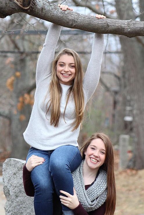 Erinbeane123's tweet photo. Happy birthday to my beautiful sister! Hope your day was as wonderful as you! ❤️😘🎂 https://t.co/yMAMmRocRZ