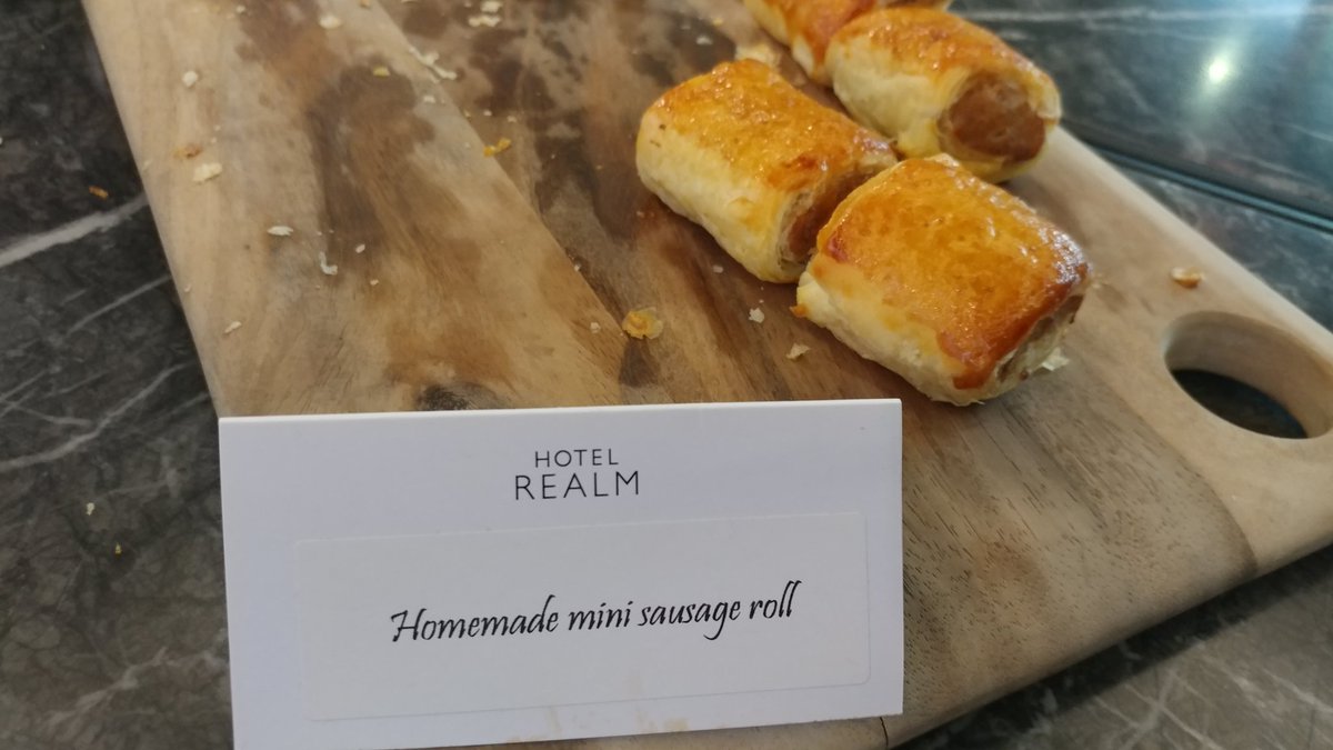 AndiMann's tweet photo. I am uncommonly excited for the party sized sausage rolls in the afternoon break at #SplunkForum #Canberra. Other Aussie expats will relate. https://t.co/yUOSlhPZMZ