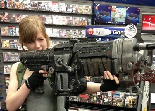 Found this pic of myself working the Xbox One release four years ago 😂 https://t.co/NyxkK4k1SZ