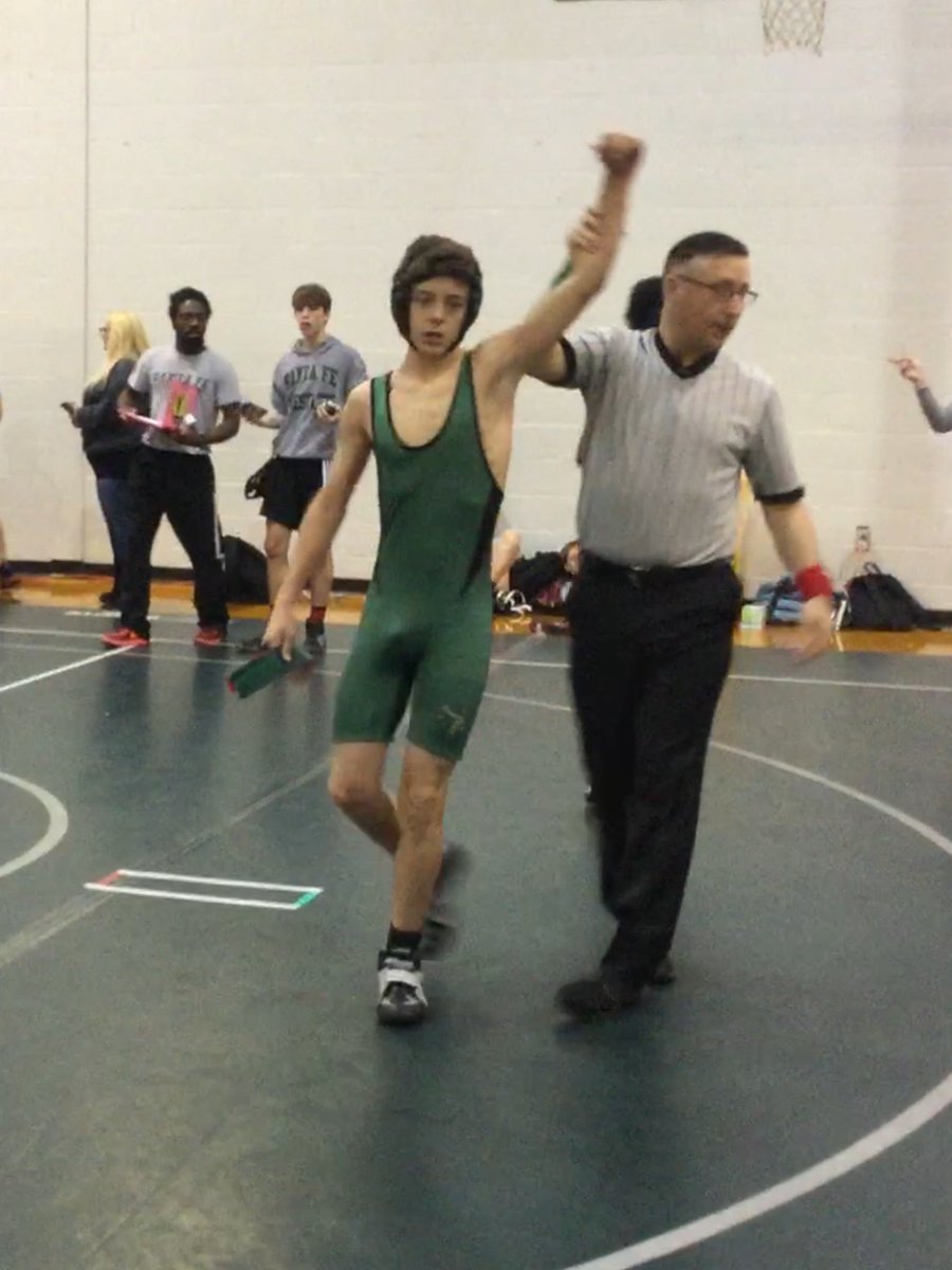 Hooksdaddy21's tweet photo. Congrats to my boy, Micah! He went 4-1 today, with all wins by pin,at the Edmond Pre-Turkey Open taking 3rd Place! He is getting better every week! I am so proud of his effort and work ethic! Now it’s time to enjoy Turkey Day! https://t.co/eTk5bvnEas