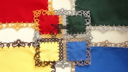 기숙사 테마로 만들었던 미니 매트 'Hogwarts house'.이번<62442>에 가져갑니다☺현장판매는 매우 소량이 될 것으로 예상하며, 행사 전 선주문/당일 주문제작 전부 가능합니다. 크기는 약 15cmX15cm,가격은 30000원입니다😶