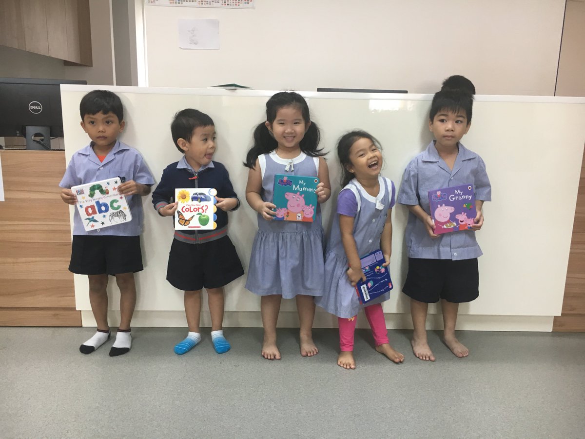 SISC_Official's tweet photo. Our 4 year olds are exploring story telling in their #IEYC unit #OnceUponATime @SISC_Official we aim to develop a love and appreciation for sharing and enjoying #stories We love #reading with @The_IEYC @FW_Education #libraries https://t.co/rj2HRRol4R