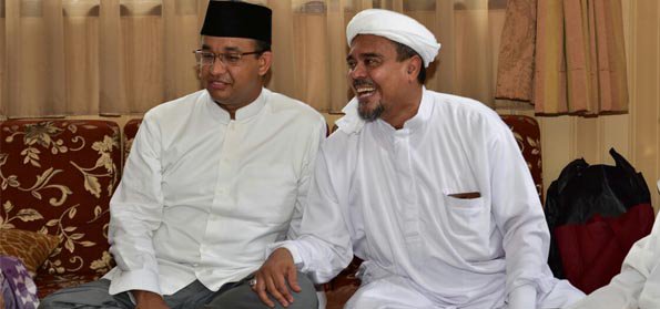 #Jakarta administration under <a href="/aniesbaswedan/">Anies Rasyid Baswedan</a> gives out Rp 1.6 trillion to 104 non-profit mass organisations, mostly Islamic and Islamist ones. Budget under critical scrutiny, as governor's past abuse of sectarian rhetoric and sentiments continue to divide. thejakartapost.com/news/2017/11/2…